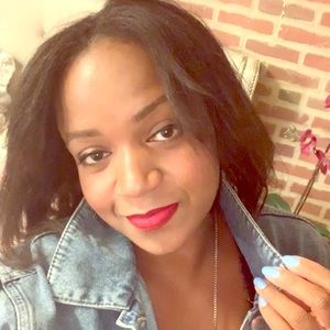 Meet your Posher, Meredith